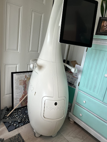 In the Stix Wellness- HOCATT Ozone Sauna & HUGO, T-Shape 2, Cancer support