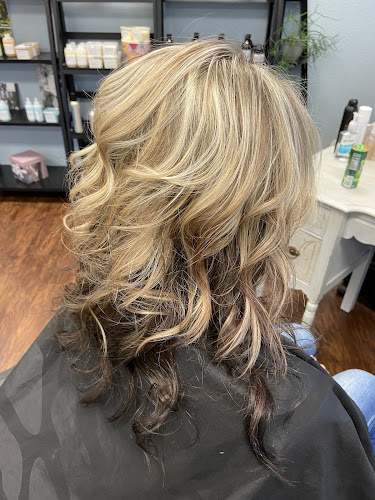 The Muse Salon & Apothecary