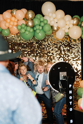 LetsBoothIt - Photo Booth Rentals