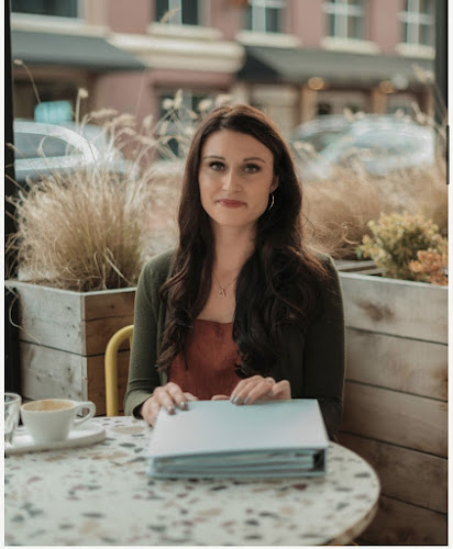 Roam Photography Co.