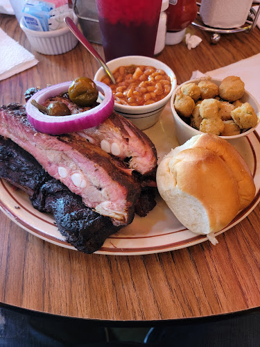 Smokin' Joe's Ribhouse